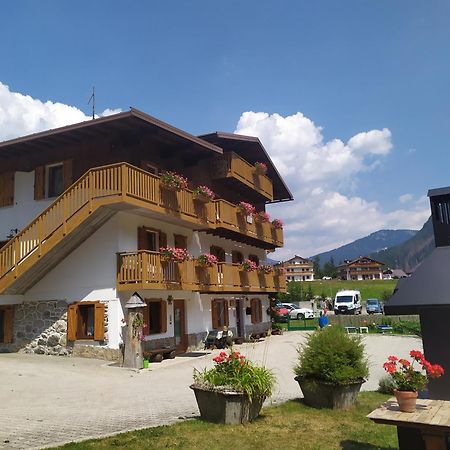 Residence Marmolada Rocca Pietore Kültér fotó