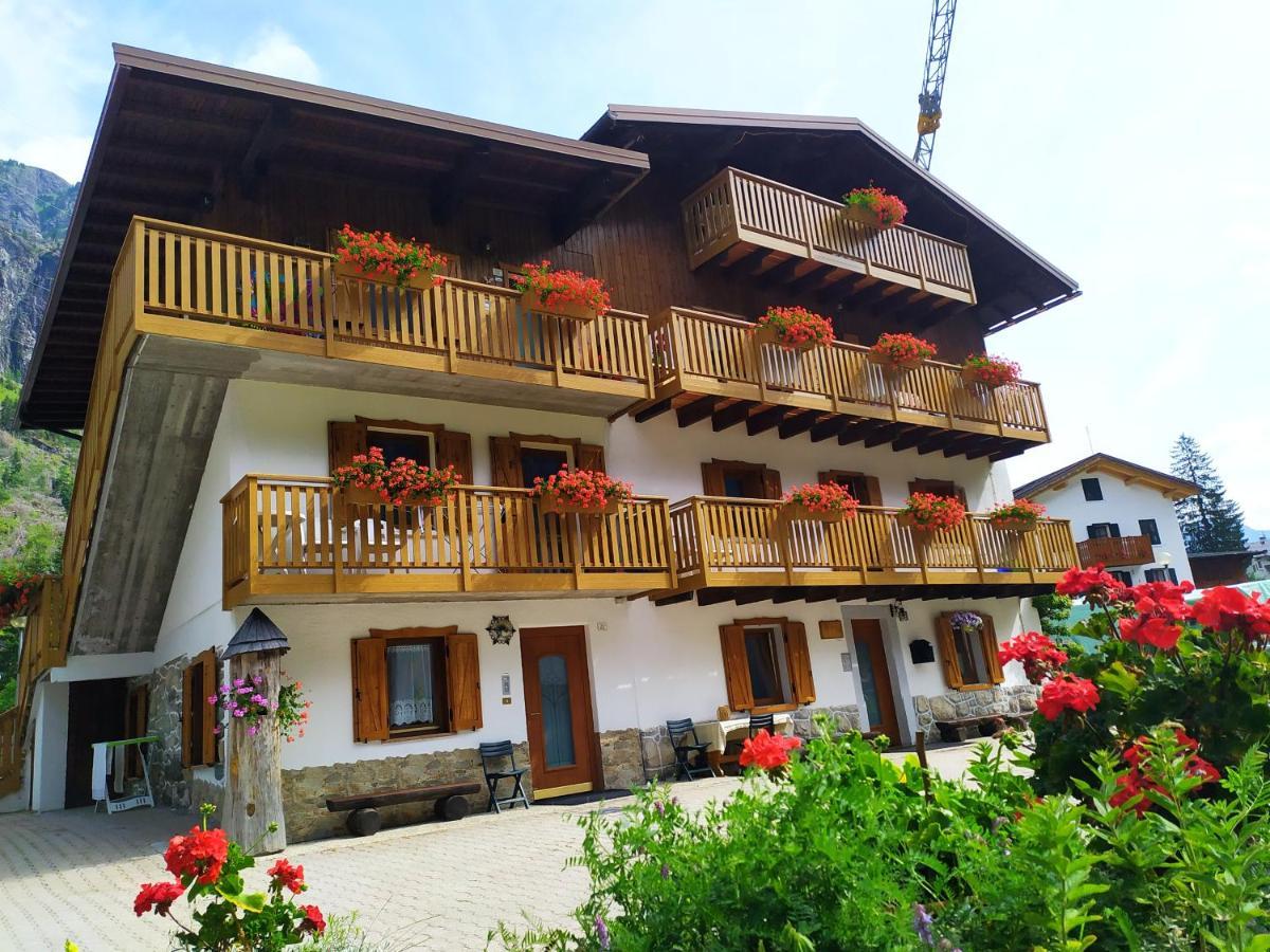 Residence Marmolada Rocca Pietore Kültér fotó